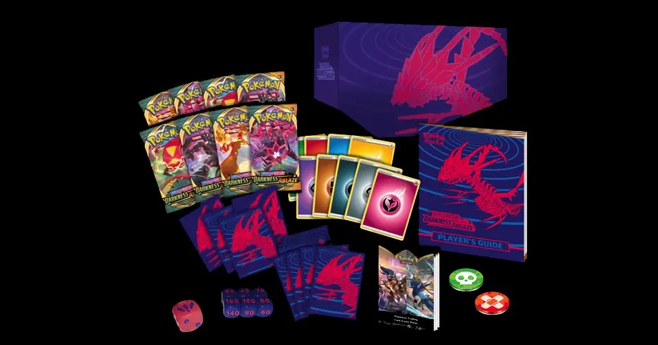 Diverse producten van de Pokémon Trading Card Game, waaronder boosterpacks, kaarten en een spelershandleiding.