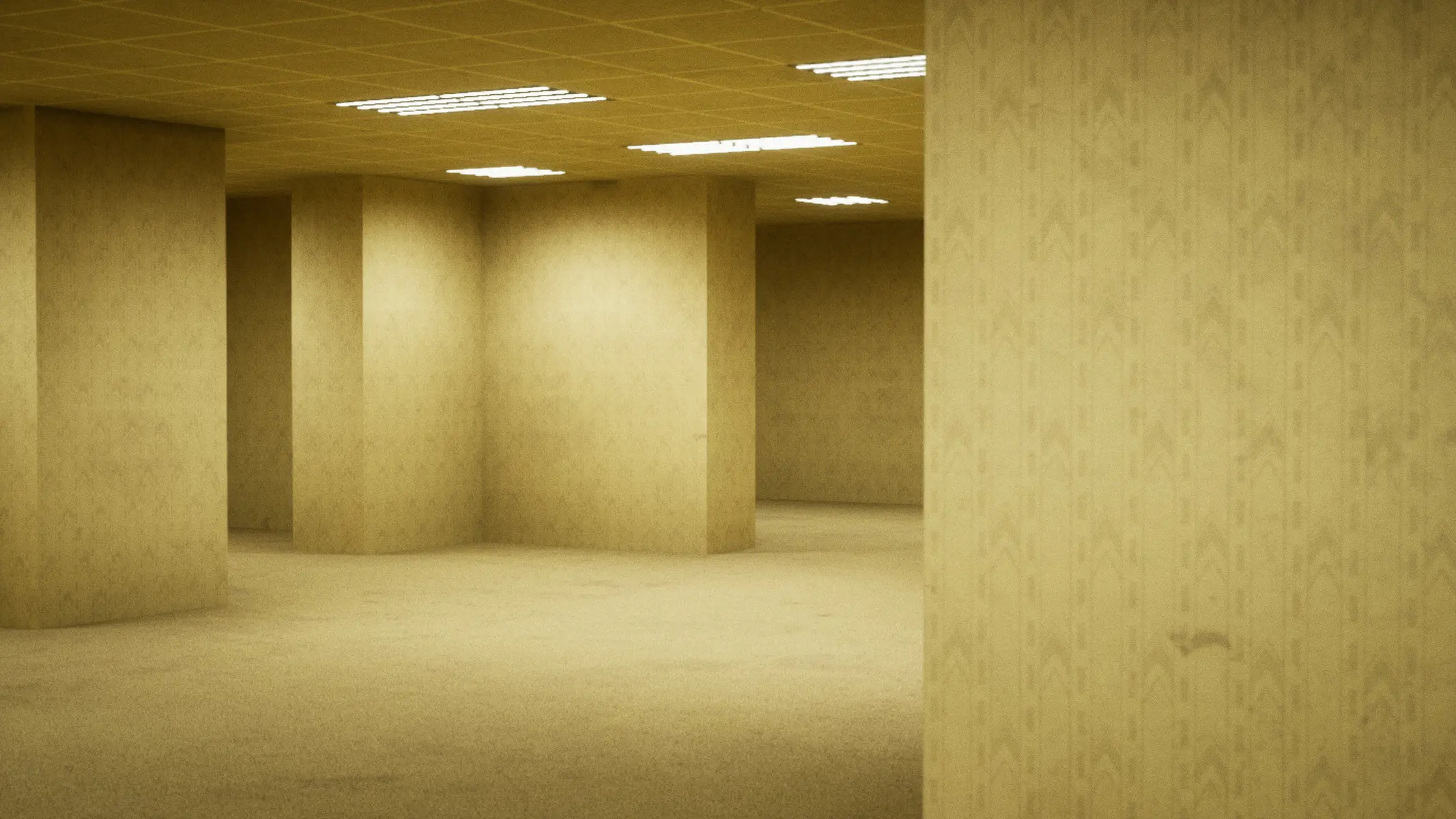 Een screenshot van de gameplay van Escape the Backrooms met een lege, geelachtige kantoorruimte.